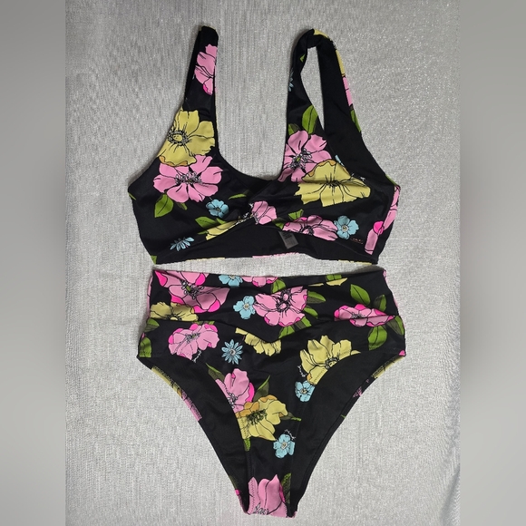 Victoria's Secret Other - Victoria's Secret Floral Bikini Top & Botton Set